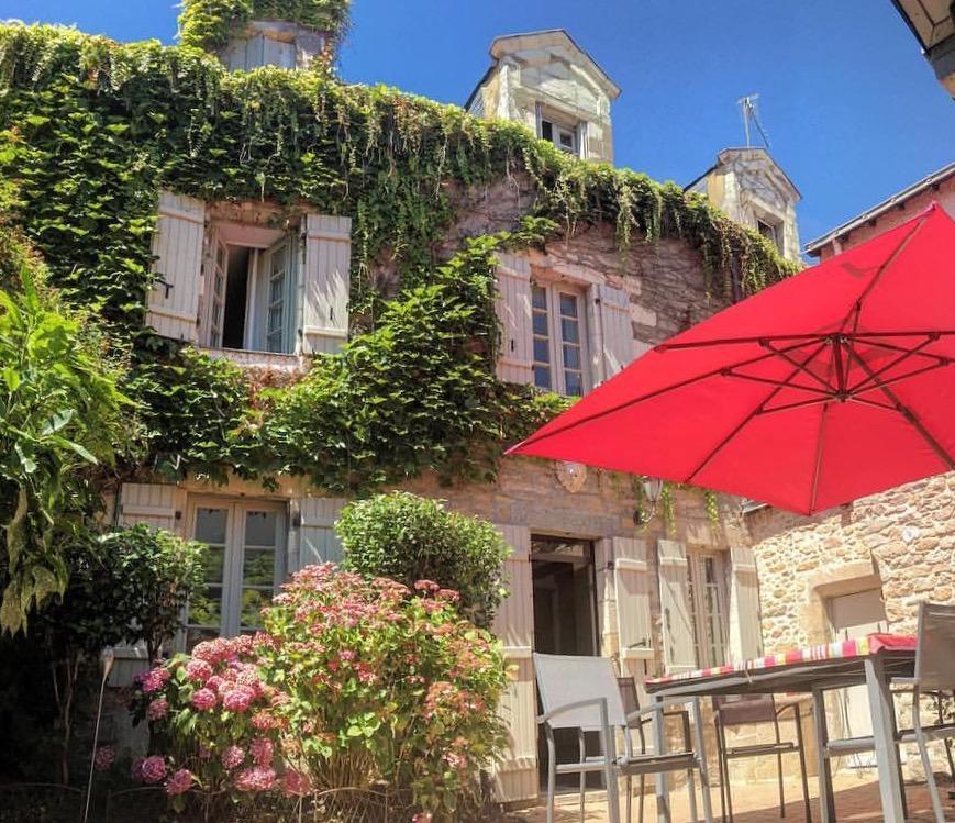 Le Logis Des Soeurs Grises Acomodação com café da manhã Guérande Exterior foto